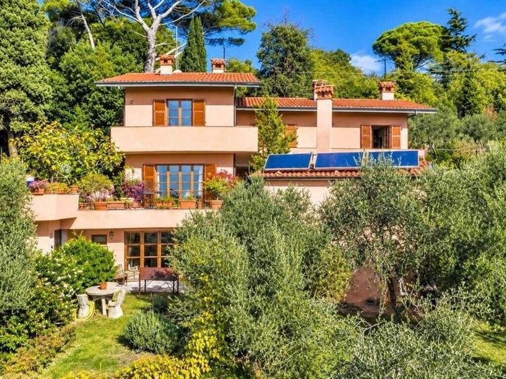 Maison de luxe à vendre à Fosdinovo, 690 000 €, Photo 1