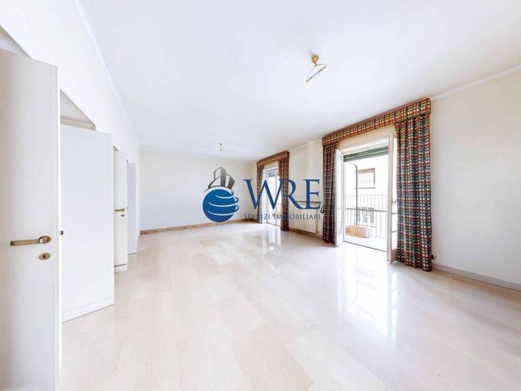 Luxury Apartment for sale in Rome, 1 020 000 €, Photo 1