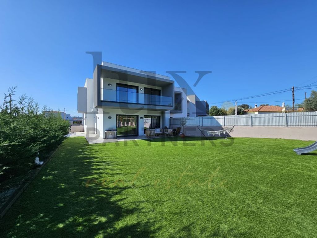Maison de luxe à vendre à Faro, 720 000 €, Photo 1