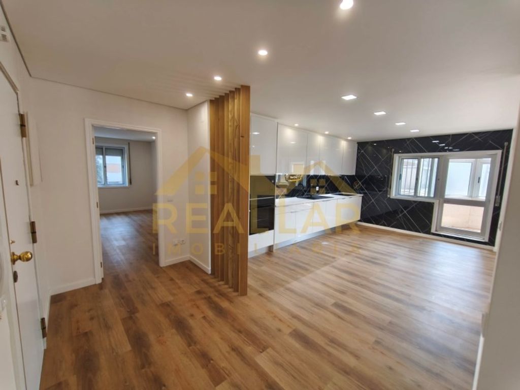 Luxury Apartment for sale in Póvoa de Varzim, 450 000 €, Photo 1