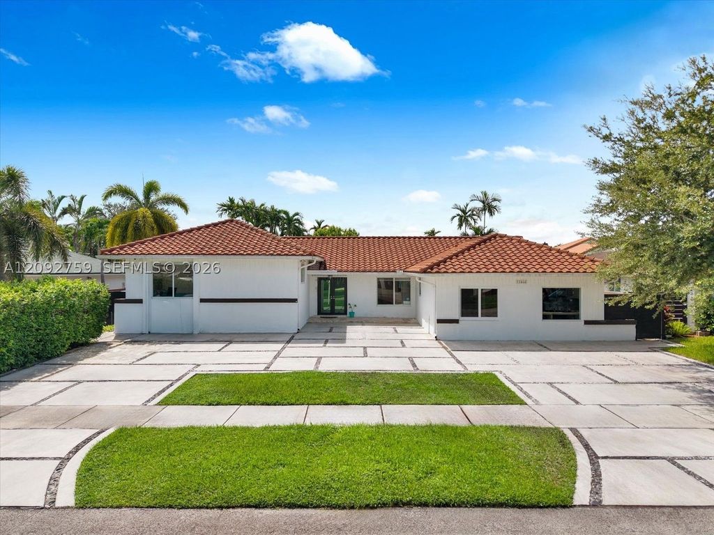 Maison de luxe à vendre à Miami, 1 053 329 €, Photo 1