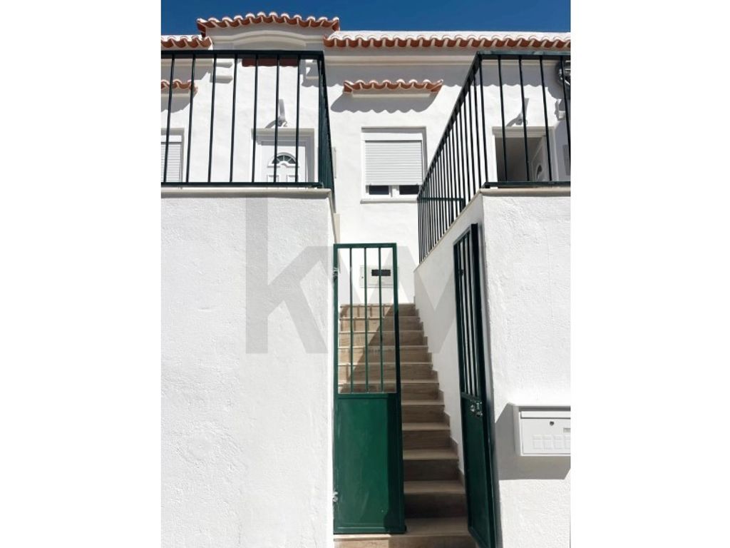 Maison de luxe à vendre à Lisbon, 595 000 €, Photo 1
