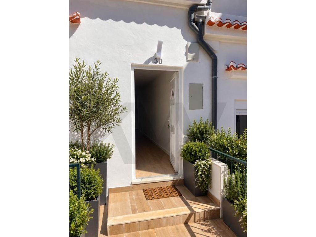 Maison de luxe à vendre à Lisbon, 595 000 €, Photo 4