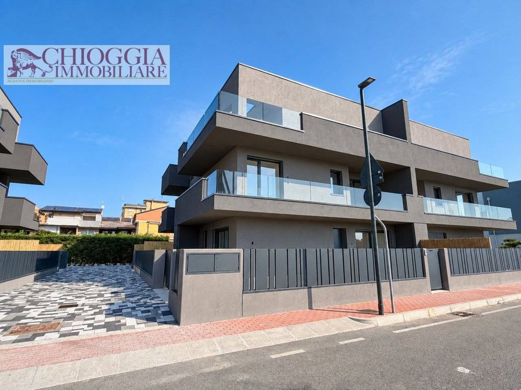 Maison de luxe à vendre à Chioggia, 570 000 €, Photo 1