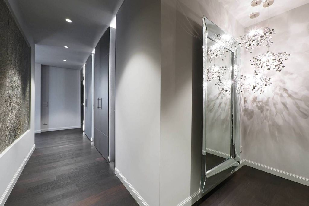 Luxury Apartment for sale in Milan, 1 300 000 €, Photo 2