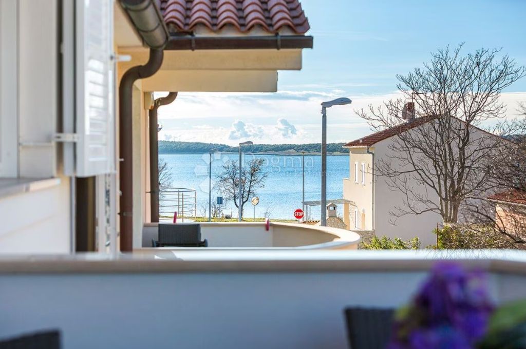 Luxury House for sale in Medulin, 600 000 €, Photo 2