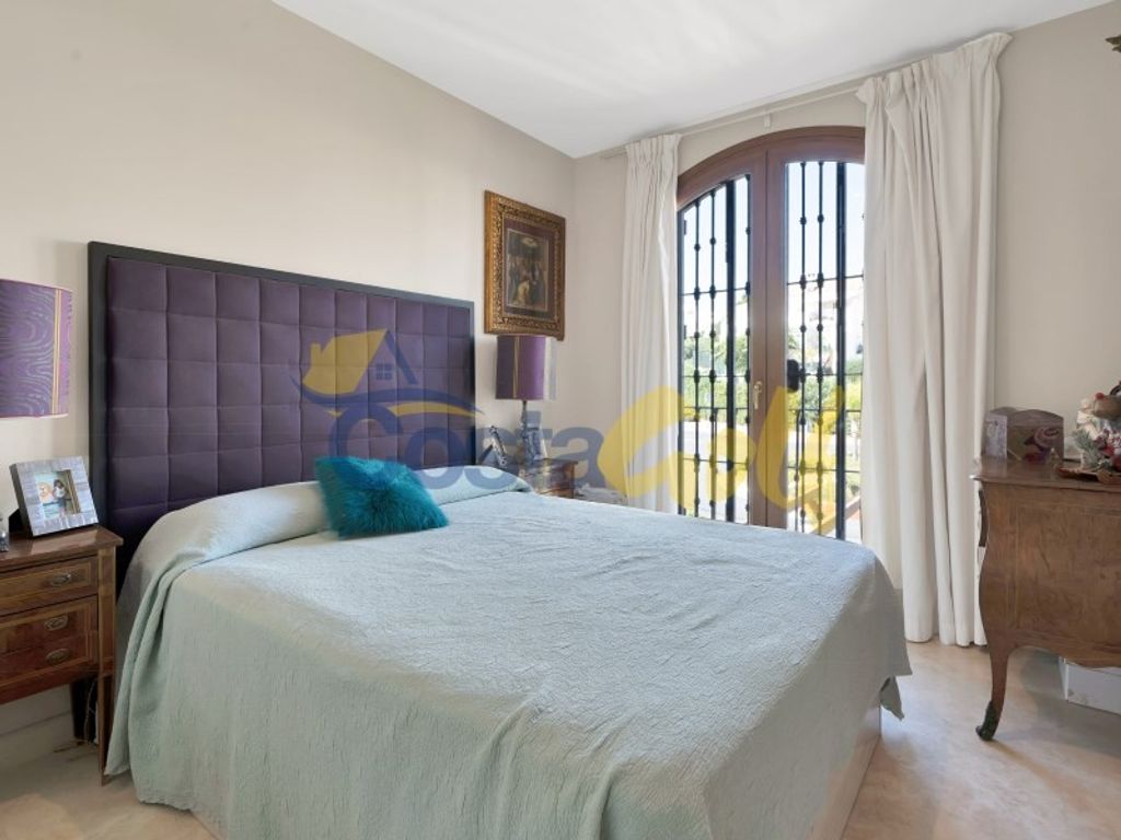 Maison de luxe à vendre à Estepona, 715 000 €, Photo 4