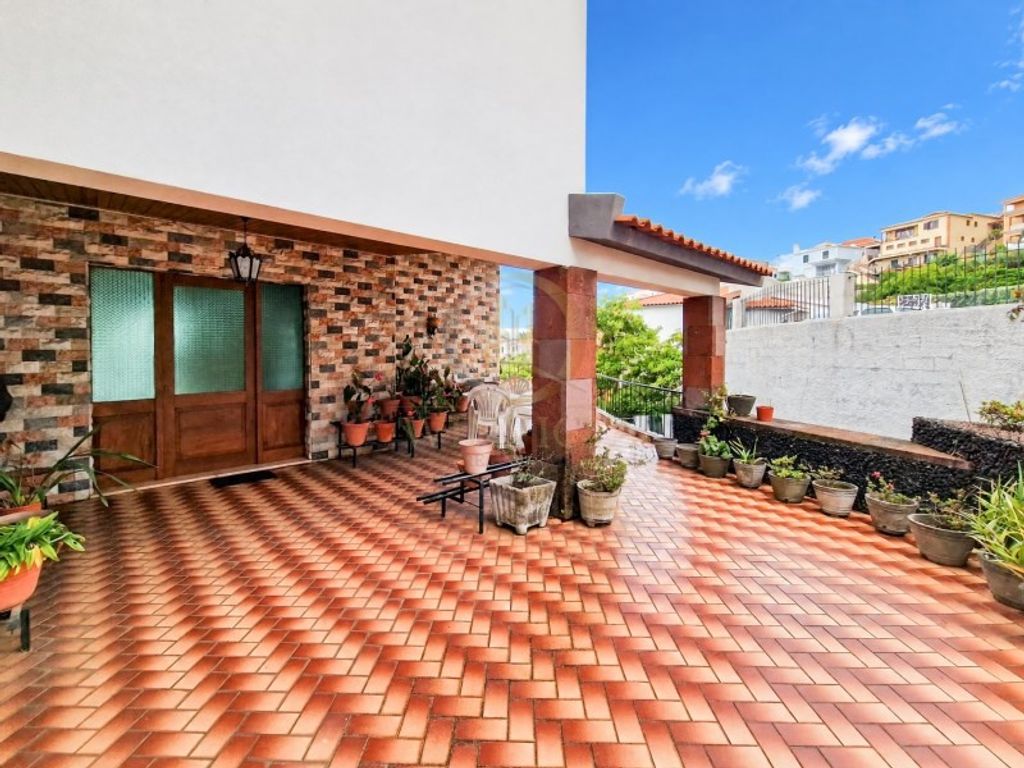 Maison de luxe à vendre à Funchal, 745 000 €, Photo 7