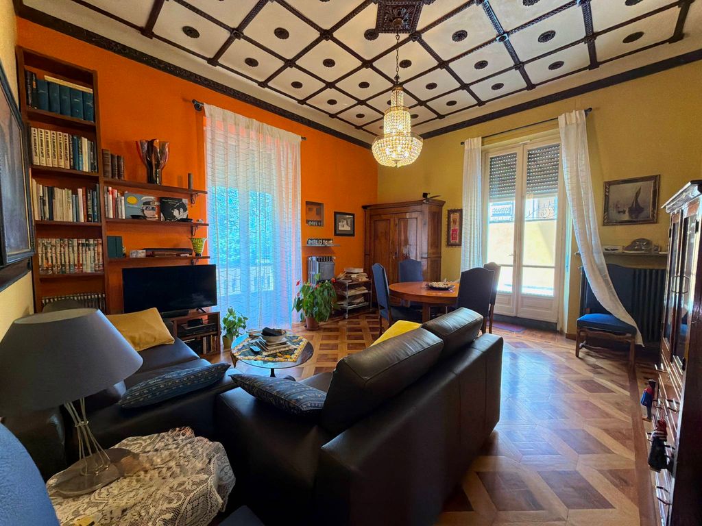 Luxury Apartment for sale in Alba, 650 000 €, Photo 2