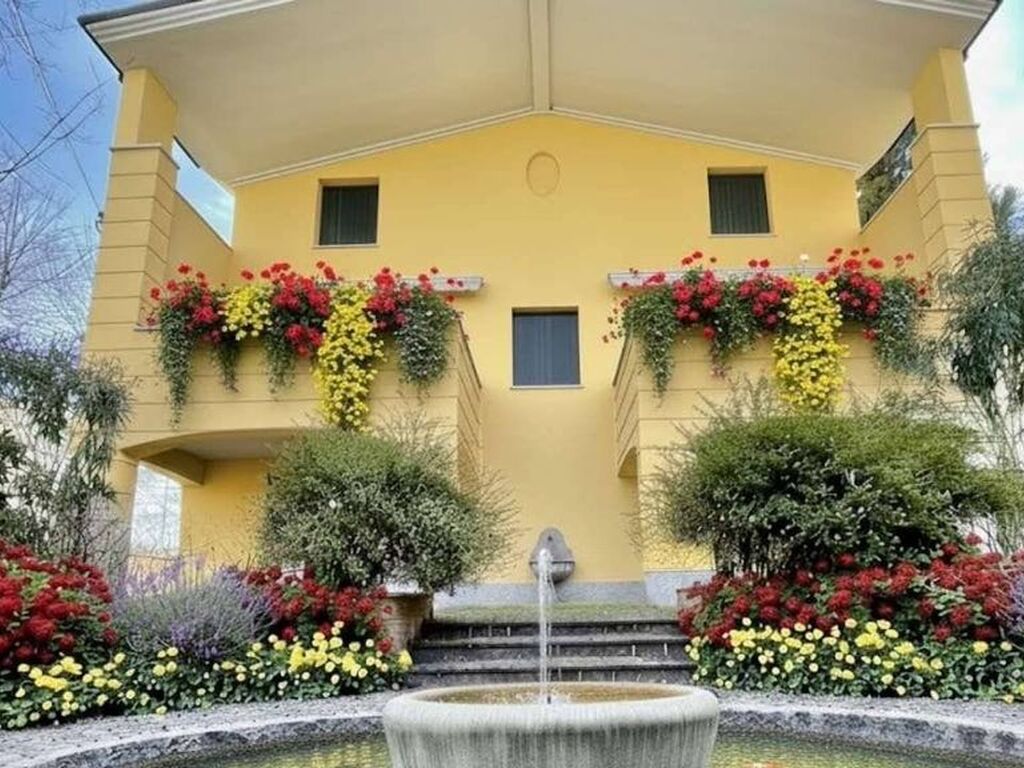 Maison de luxe à vendre à Modena, 1 200 000 €, Photo 2