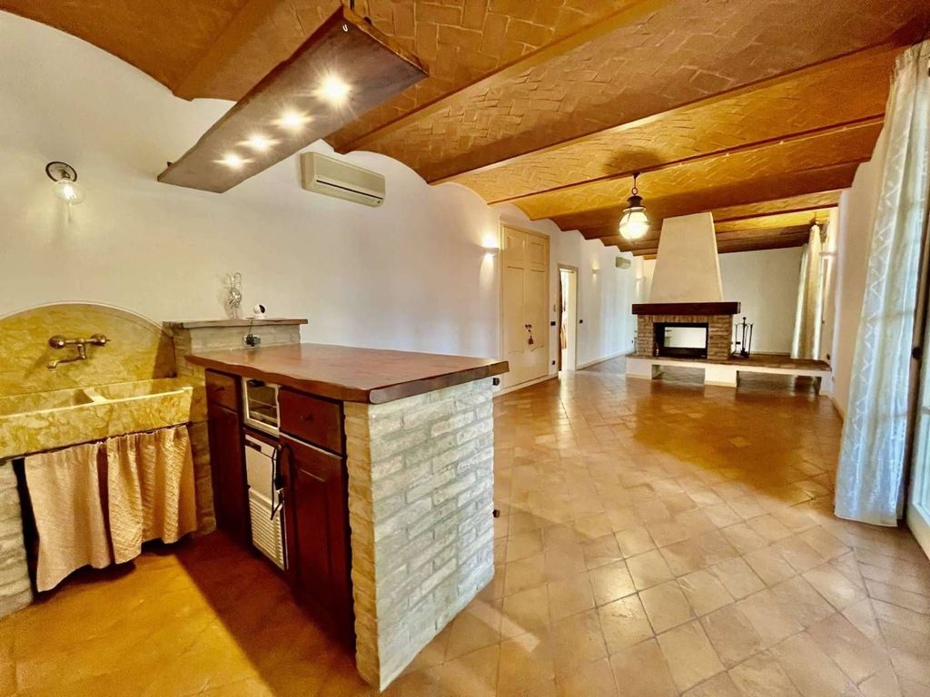 Maison de luxe à vendre à Modena, 1 200 000 €, Photo 4