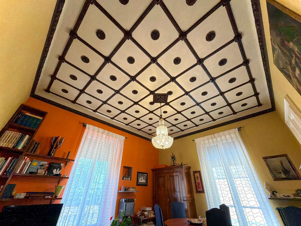 Luxury Apartment for sale in Alba, 650 000 €, Photo 5