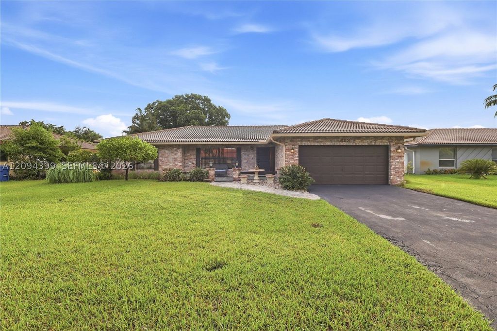 Maison de luxe à vendre à Coral Springs, 626 701 €, Photo 1