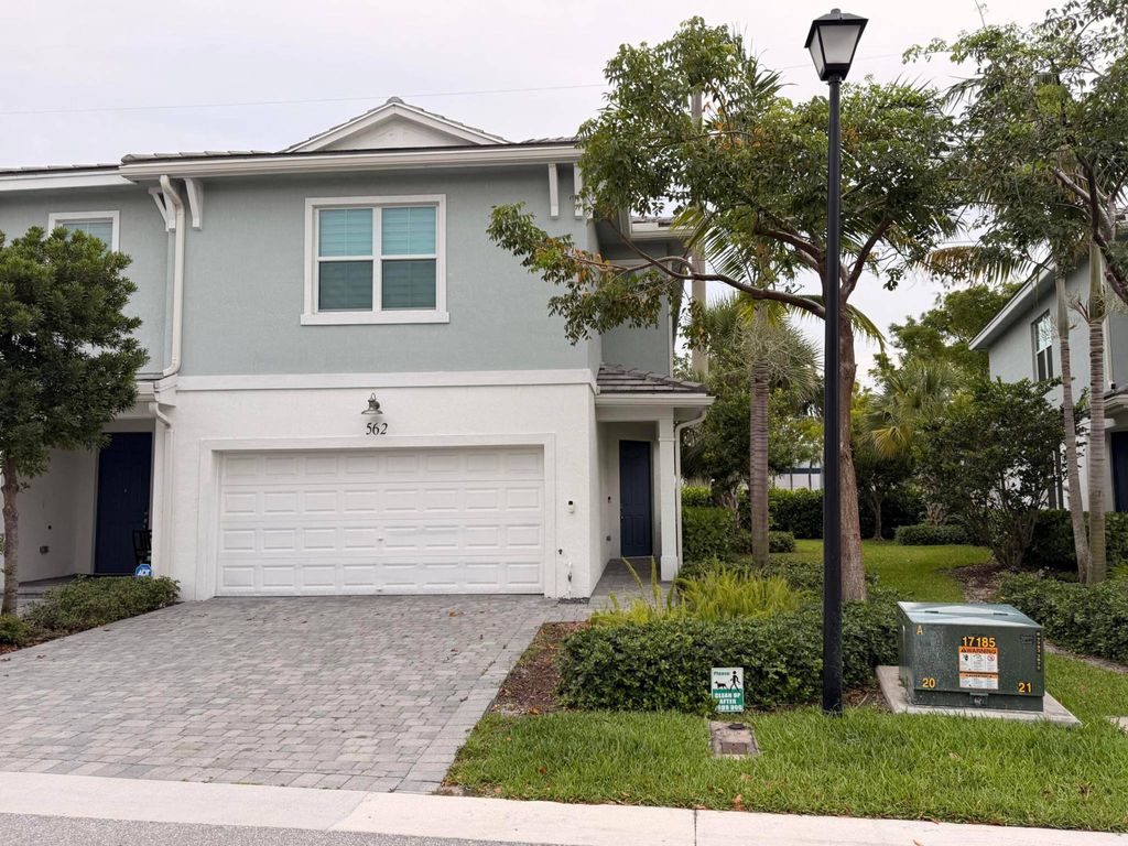 Maison de luxe à vendre à Deerfield Beach, 618 070 €, Photo 1
