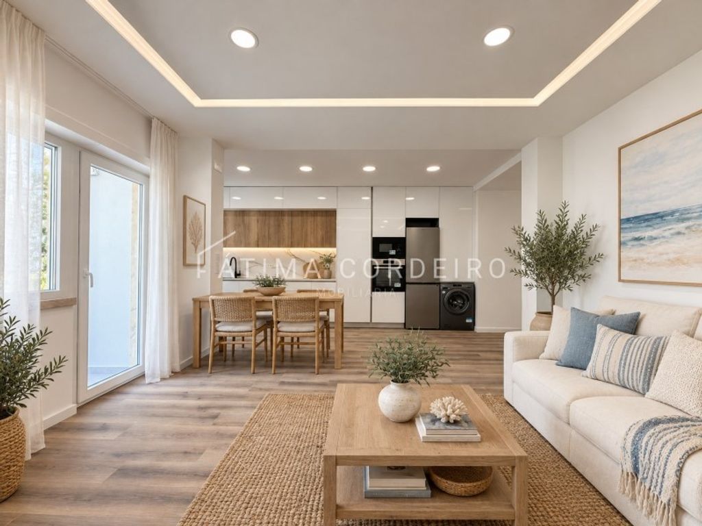 Luxury Apartment for sale in Almada, 420 000 €, Photo 1