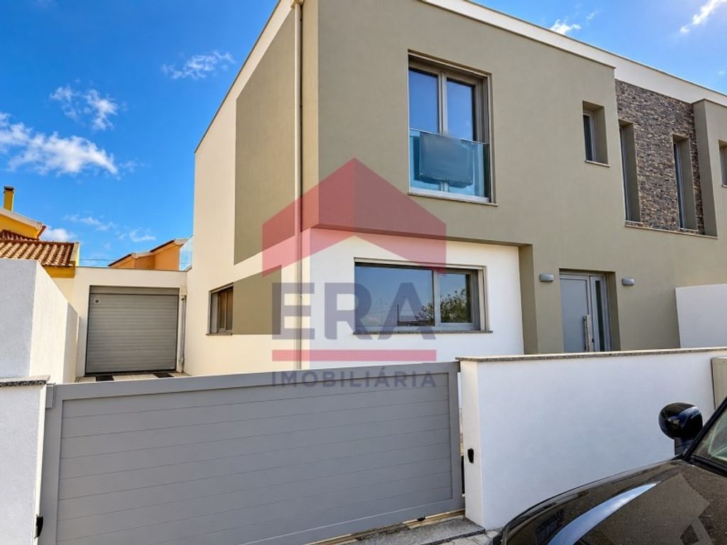 Maison de luxe à vendre à Peniche, 435 000 €, Photo 1