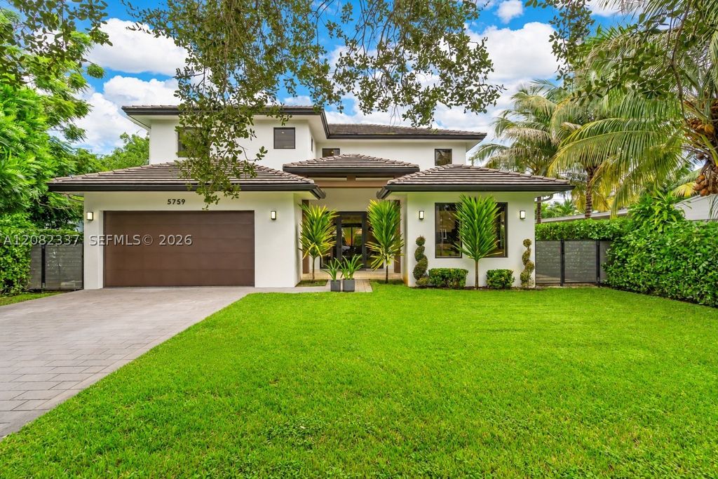 Maison de luxe à vendre à Miami, 2 062 768 €, Photo 1