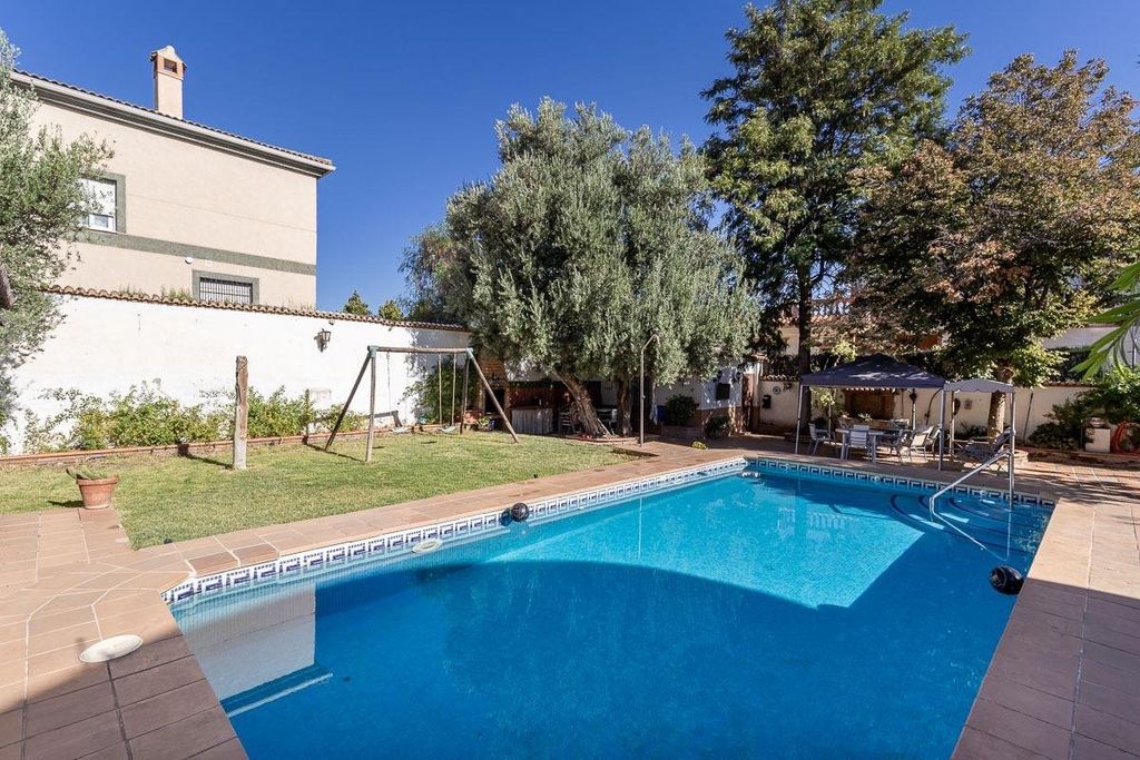 Maison de luxe à vendre à Las Gabias, 480 000 €, Photo 1