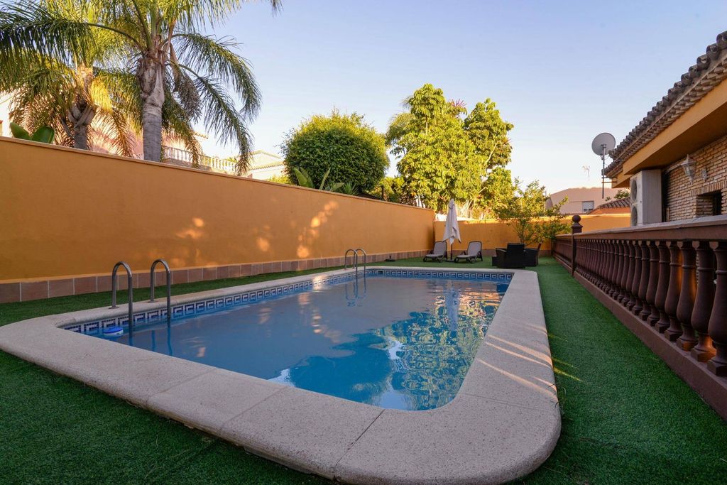 Maison de luxe à vendre à Chiclana de La Frontera, 850 000 €, Photo 3