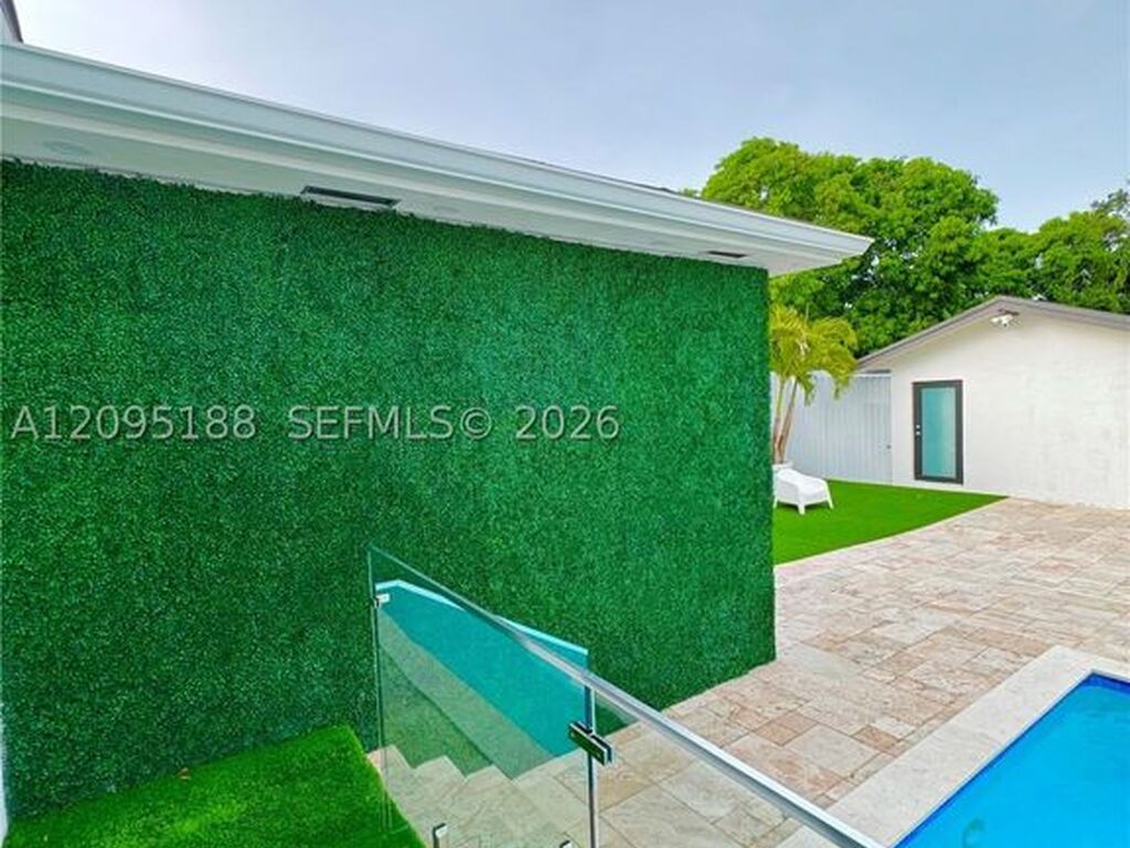 Maison de luxe à vendre à Miami, 1 568 061 €, Photo 1