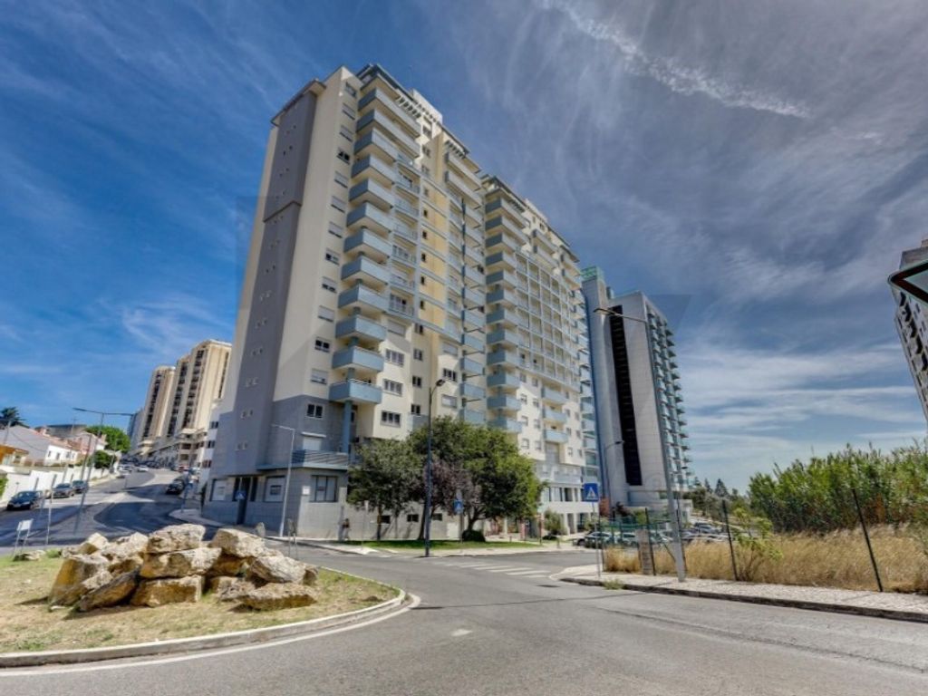 Appartement de luxe à vendre à Lisbon, 1 100 000 €, Photo 1