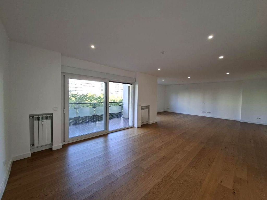 Luxury Apartment for sale in Madrid, 3 000 000 €, Photo 2
