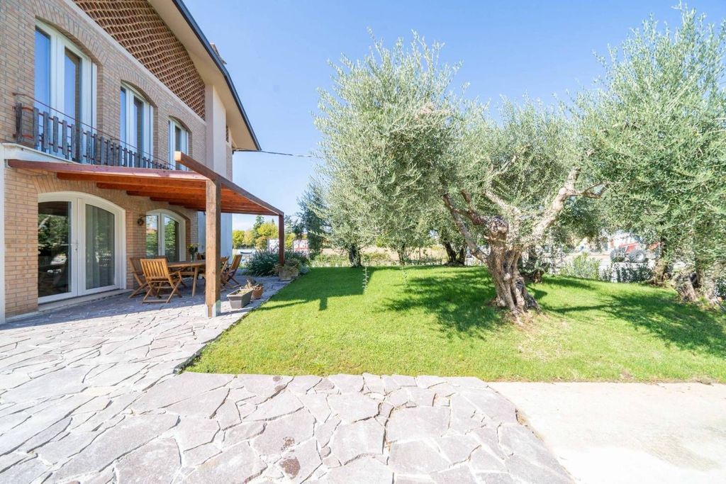 Maison de luxe à vendre à Cesena, 520 000 €, Photo 6