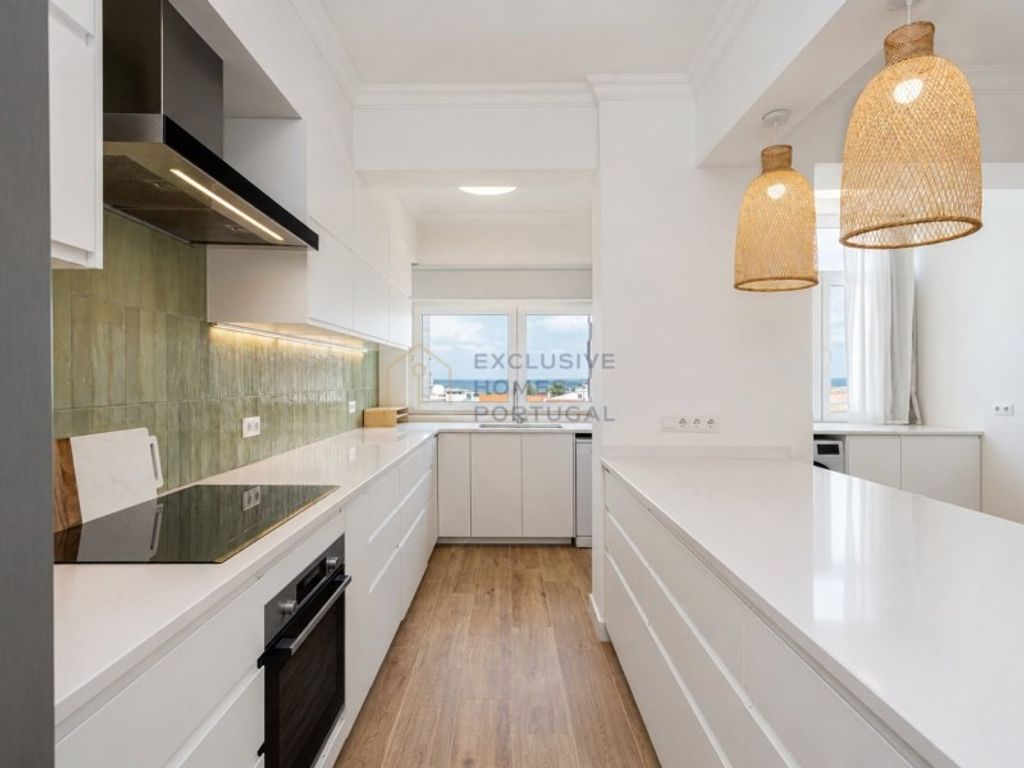 Luxury Apartment for sale in Almada, 520 000 €, Photo 4