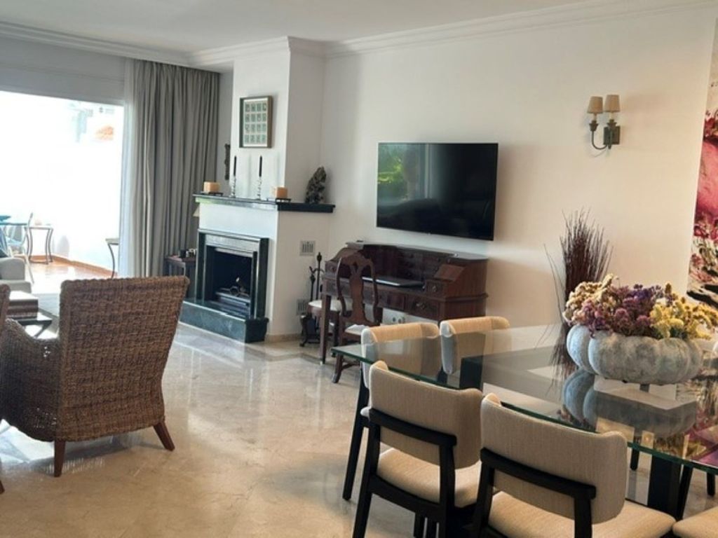 Luxury Apartment for sale in Marbella, 1 750 000 €, Photo 5