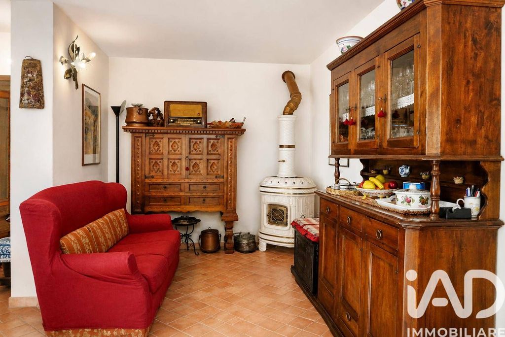 Maison de luxe à vendre à Passignano Sul Trasimeno, 550 000 €, Photo 6