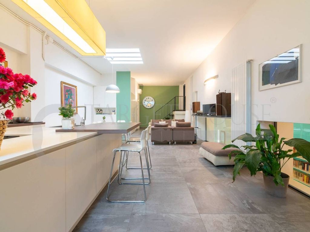 Appartement de luxe à vendre à Milan, 800 000 €, Photo 1