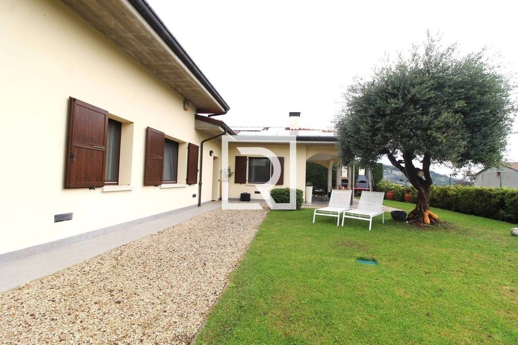 Maison de luxe à vendre à Mercato Saraceno, 549 000 €, Photo 1
