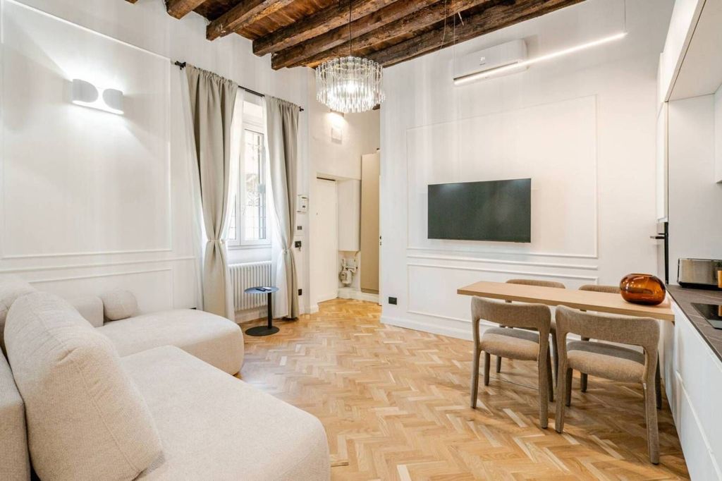 Appartement de luxe à vendre à Milan, 448 000 €, Photo 2