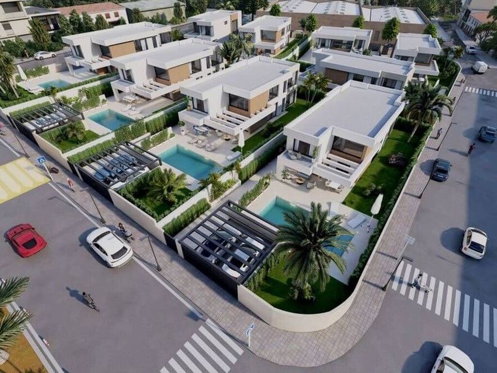 Luxury House for sale in Manilva, 1 070 000 €, Photo 3