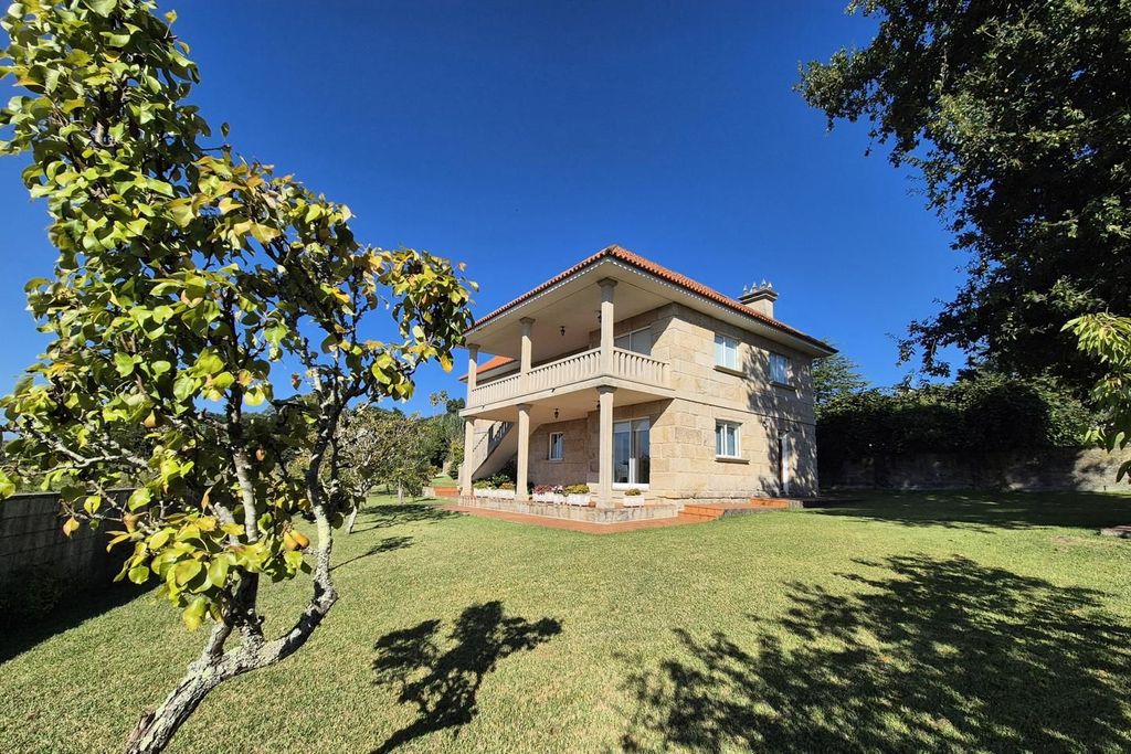 Maison de luxe à vendre à Nigrán, 1 300 000 €, Photo 3