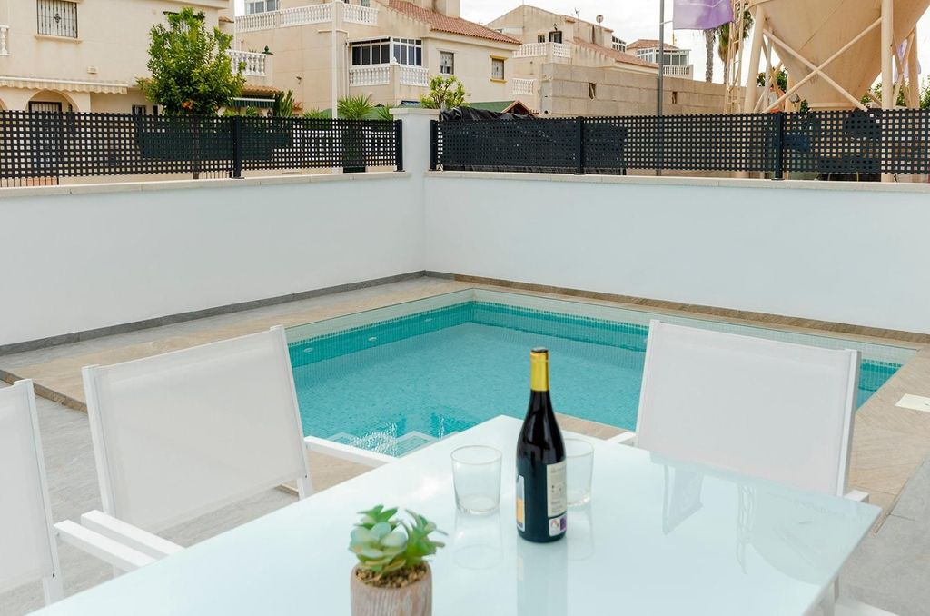 Maison de luxe à vendre à Torrevieja, 424 000 €, Photo 4