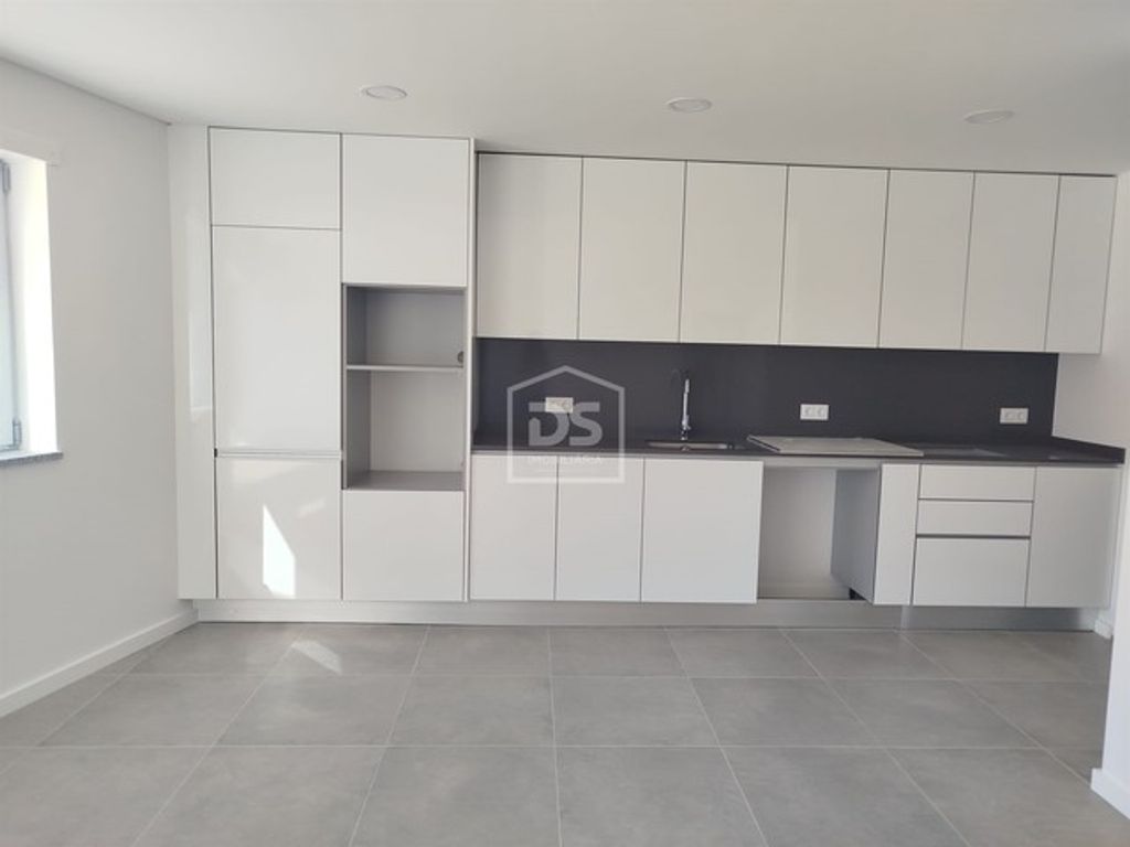 Luxury Apartment for sale in Viseu, 439 900 €, Photo 2