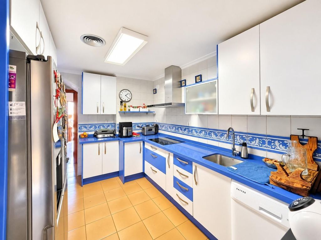 Maison de luxe à vendre à Mairena Del Aljarafe, 405 000 €, Photo 2