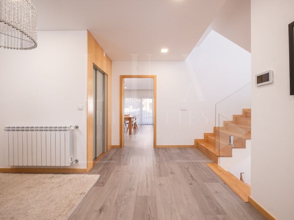 Maison de luxe à vendre à Coimbra, 790 000 €, Photo 4