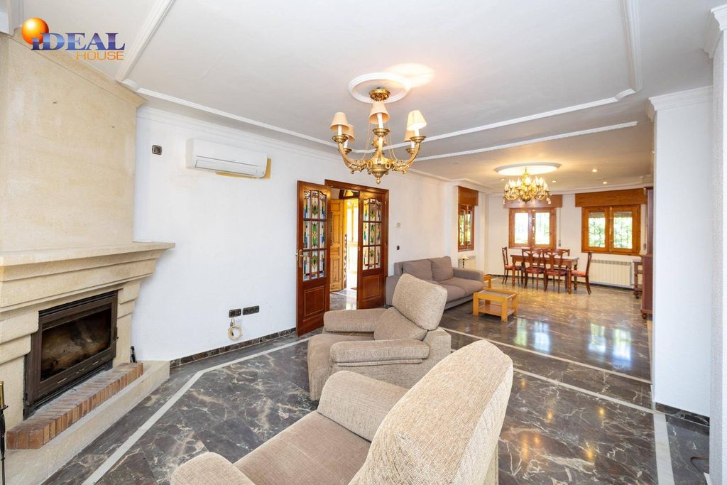 Luxury House for sale in Cájar, 449 500 €, Photo 7