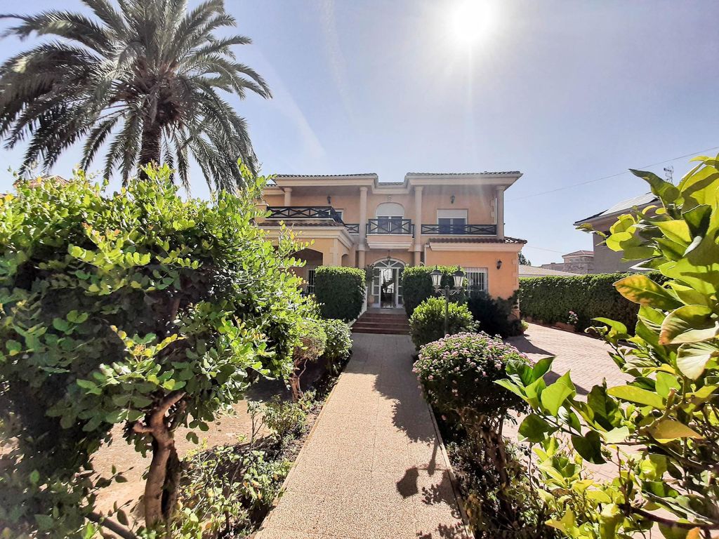 Maison de luxe à vendre à Elche, 830 000 €, Photo 2