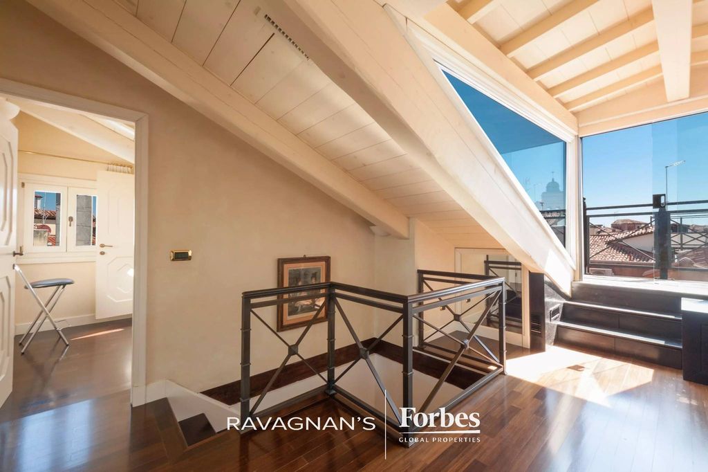 Luxury Apartment for sale in Venice, 1 100 000 €, Photo 3