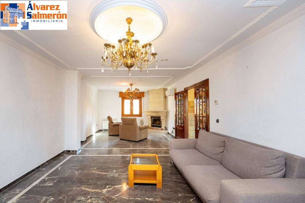 Luxury House for sale in Cájar, 449 500 €, Photo 4