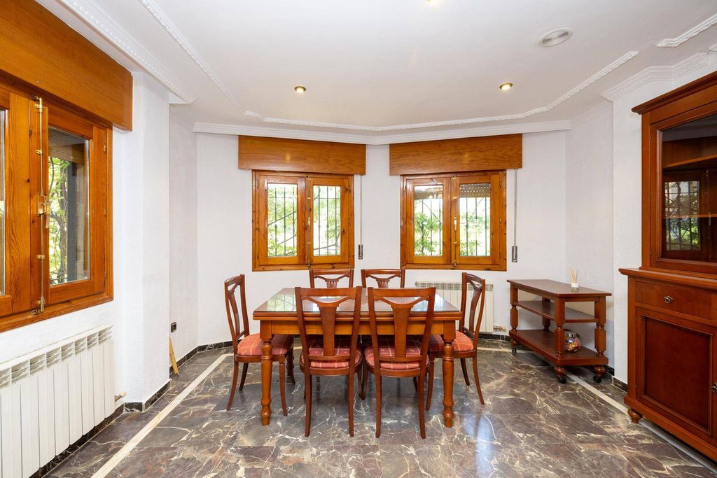 Luxury House for sale in Cájar, 449 500 €, Photo 6