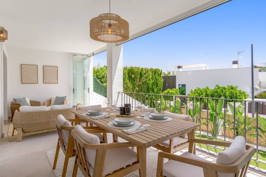 Maison de luxe à vendre à Estepona, 750 000 €, Photo 1