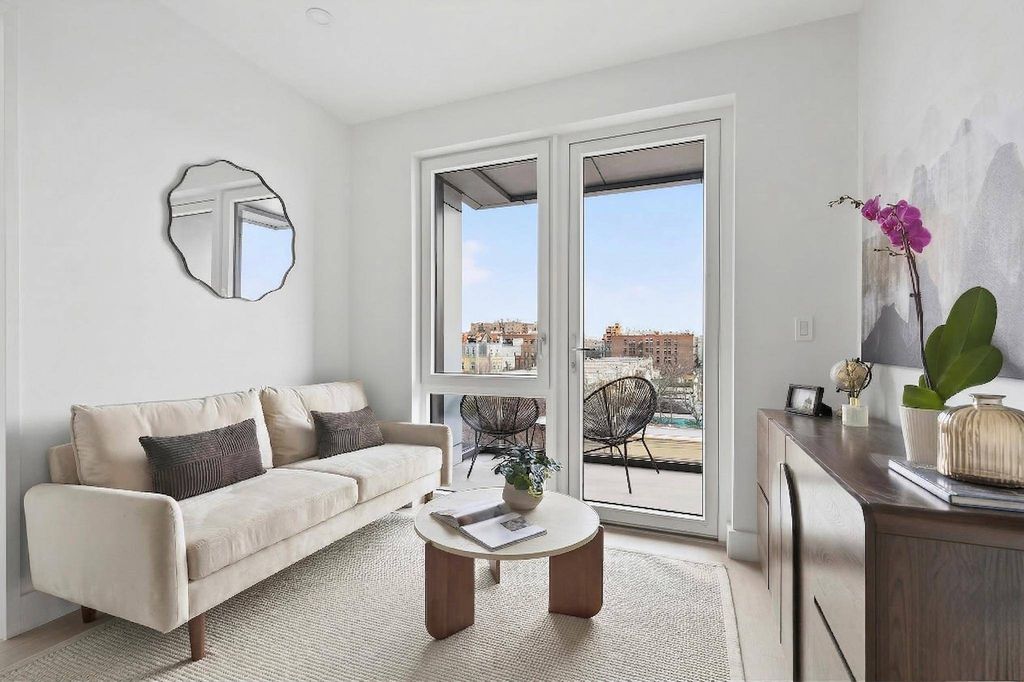 Appartement de luxe à vendre à Queens, 579 701 €, Photo 1