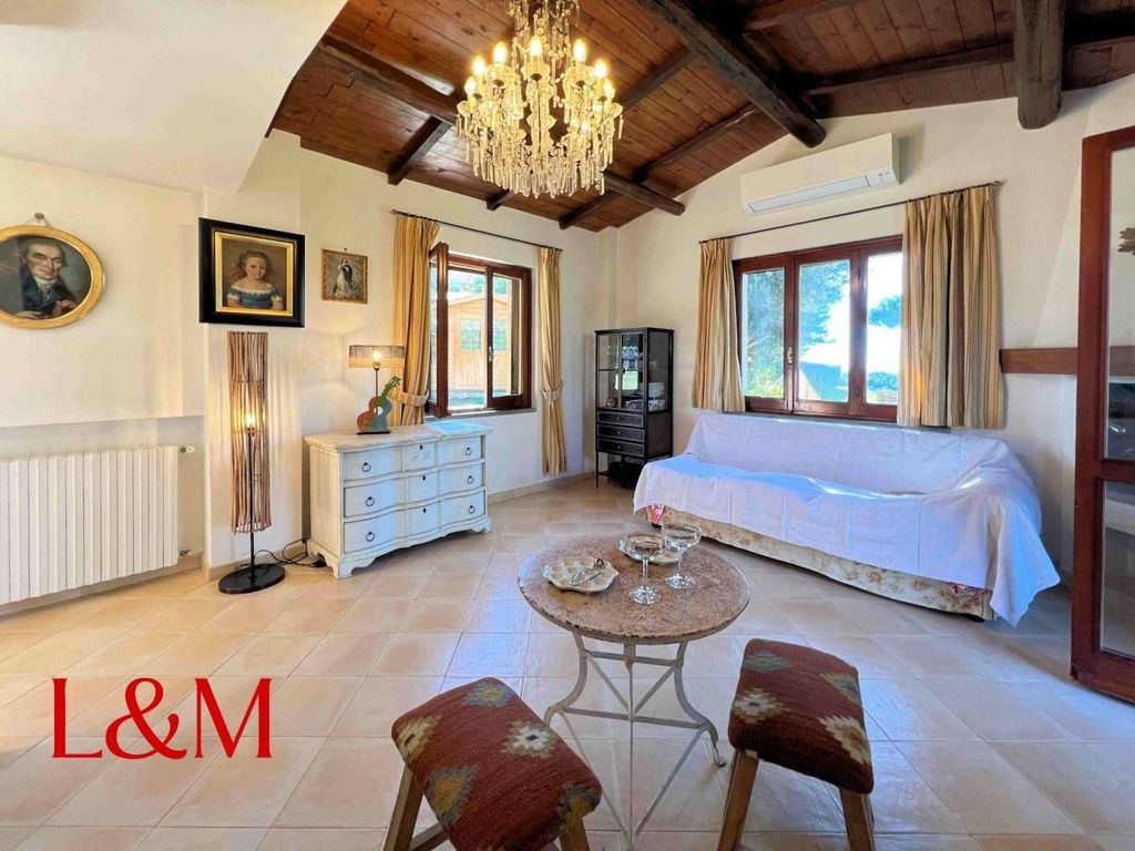 Maison de luxe à vendre à Castel Gandolfo, 425 000 €, Photo 1
