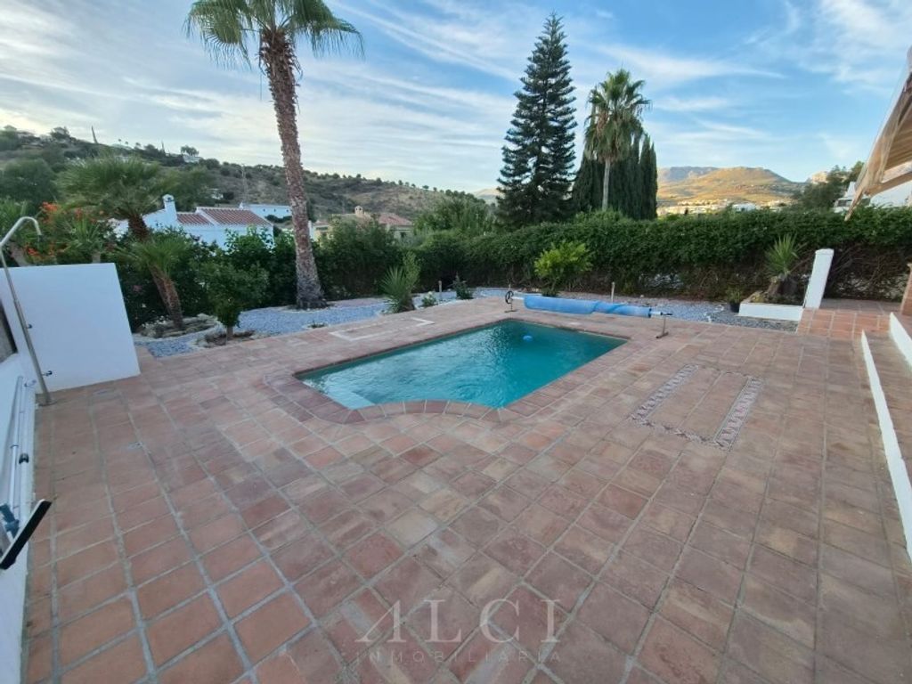 Maison de luxe à vendre à Alcaucín, 480 000 €, Photo 1
