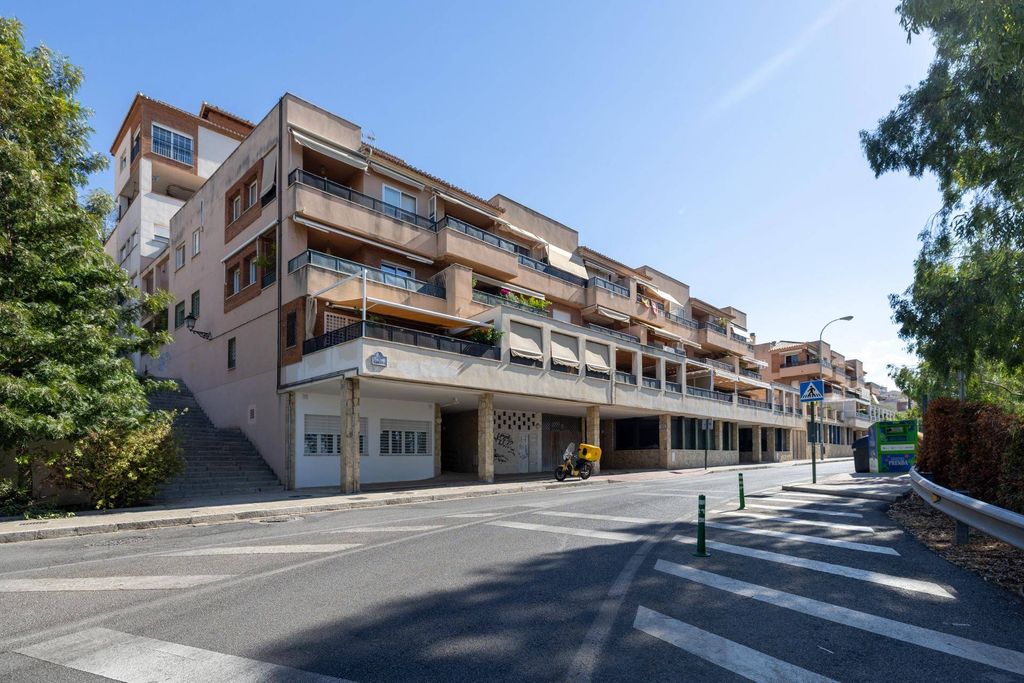 Appartement de luxe à vendre à Granada, 430 000 €, Photo 2