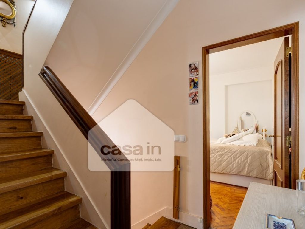Maison de luxe à vendre à Lisbon, 950 000 €, Photo 4